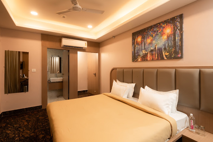 Kanha Inn view 4